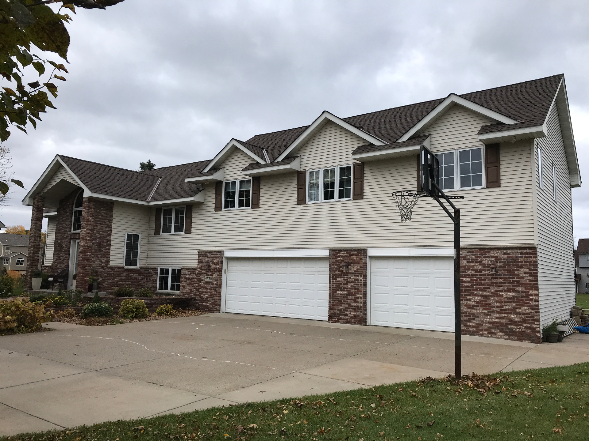 Roofing project in Brooklyn Park, MN